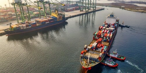 Schiffsabwracken: Eine Billionen-Dollar-Industrie mit dunklen Schattenseiten