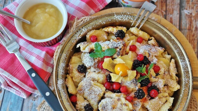 Apfelmus mit Kaiserschmarrn – ein Genuss!