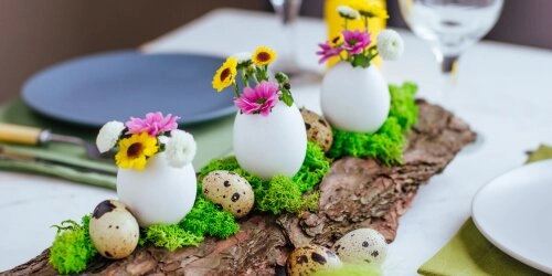 Wir zeigen euch, wie ihr ganz leicht selbst Osterdeko basteln könnt!
