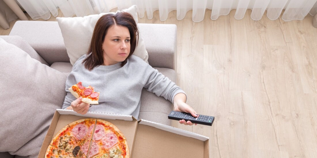 Warum du aus Langeweile isst und wie du damit aufhörst