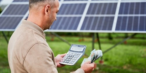 Faktencheck: Brauchen Photovoltaikanlagen mehr Energie, als sie erzeugen?